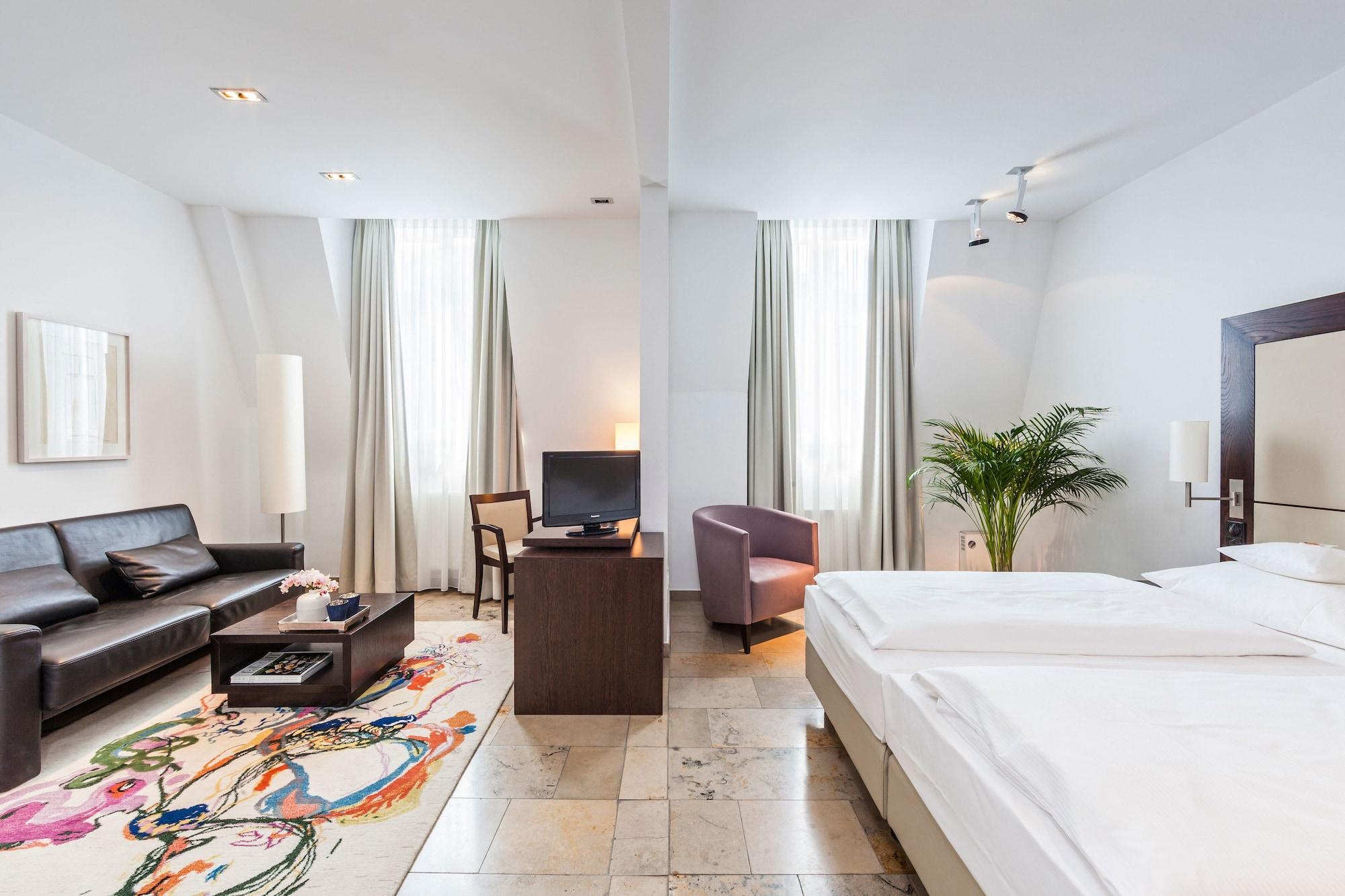 Burns Art Hotel Dusseldorf Ngoại thất bức ảnh