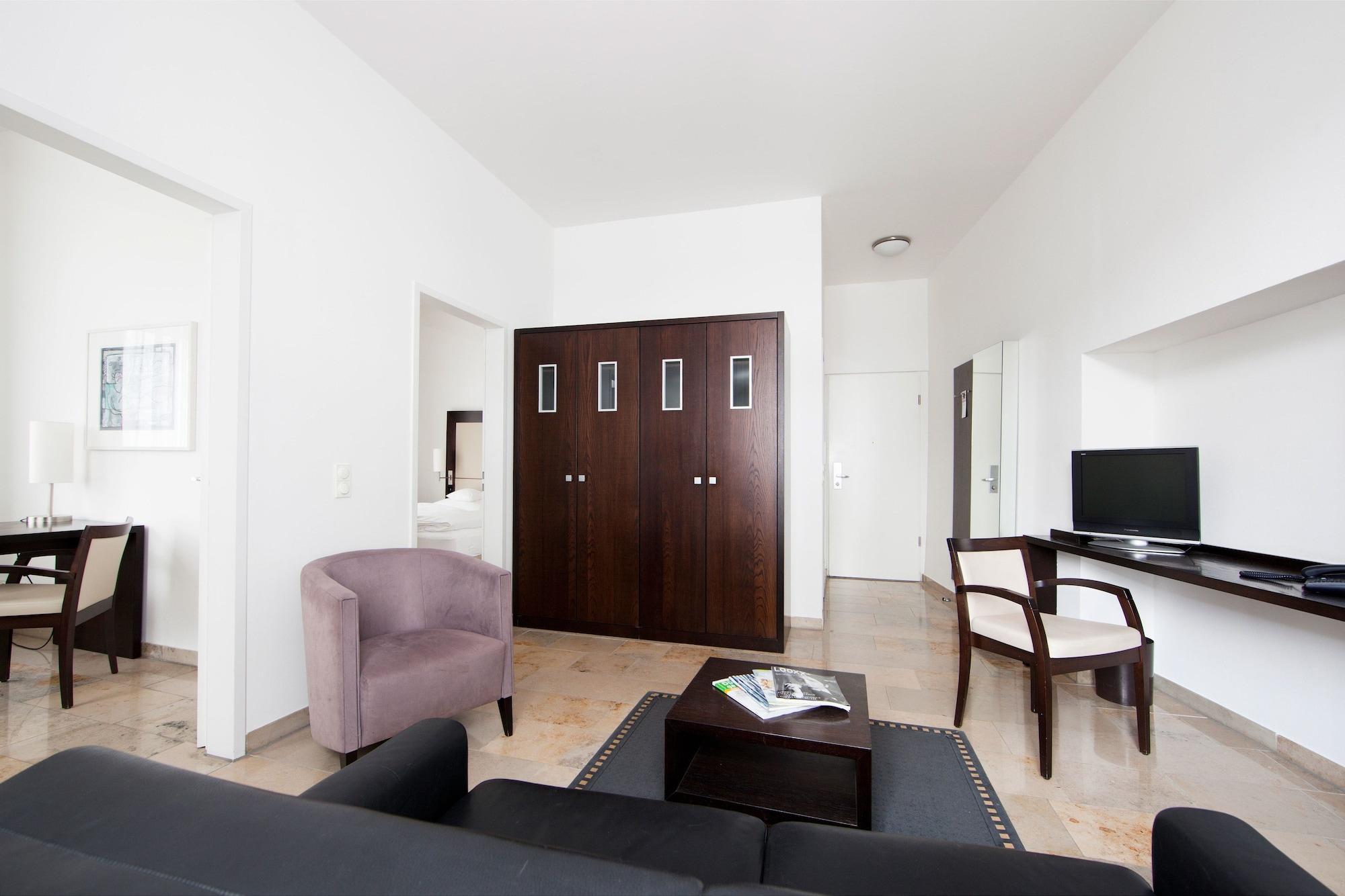 Burns Art Hotel Dusseldorf Ngoại thất bức ảnh